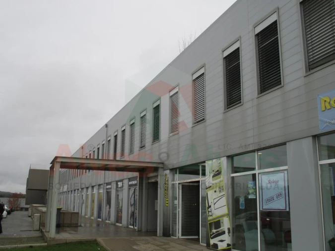 Prédio para Venda em Moreira Foto 5