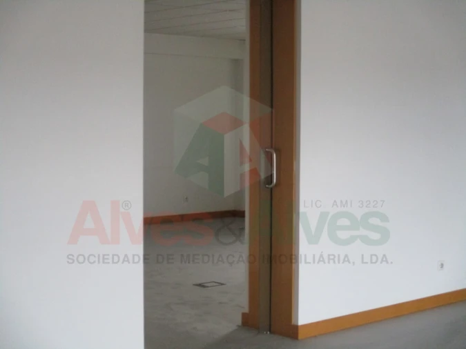 Prédio para Venda em Moreira Foto 19