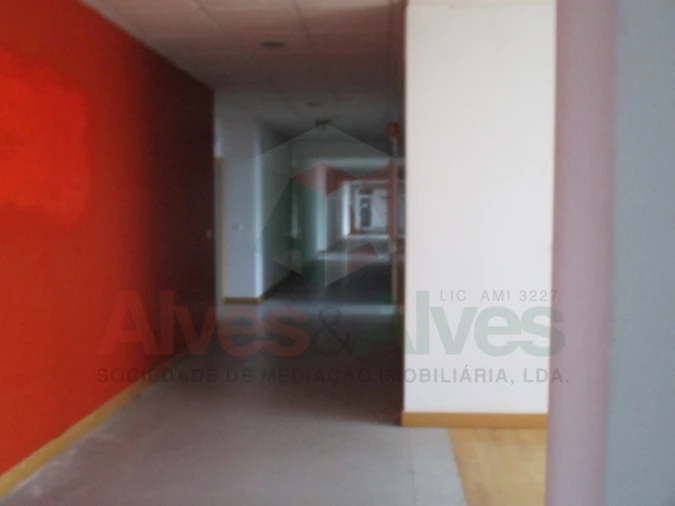 Prédio para Venda em Moreira Foto 38