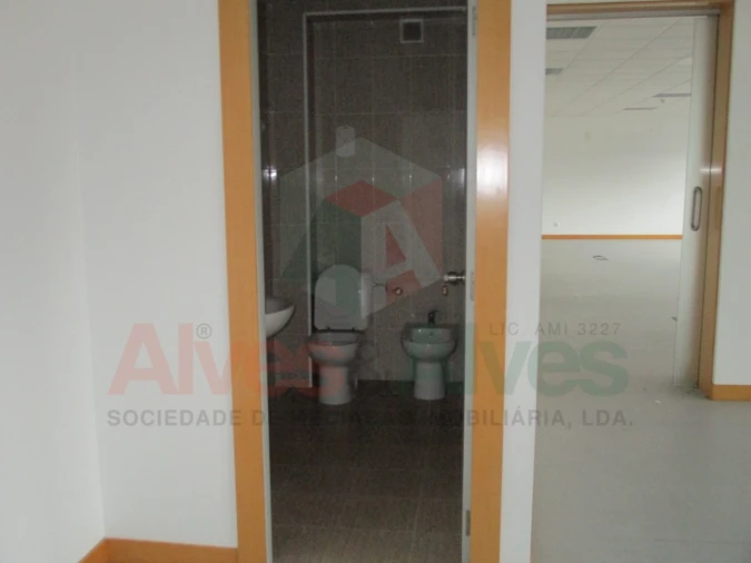 Prédio para Venda em Moreira Foto 44