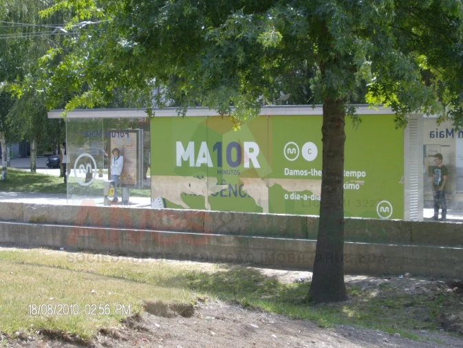 Prédio para Arrendamento em Cidade da Maia Foto 4