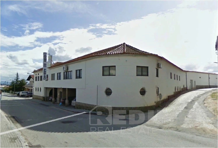 Negócio para Arrendamento em Sangalhos