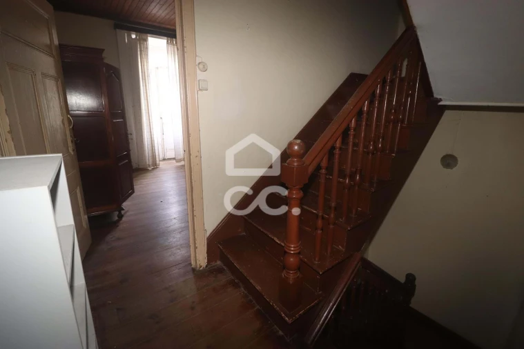 Moradia T3 para Venda em Ponta Delgada (São José) Foto 10