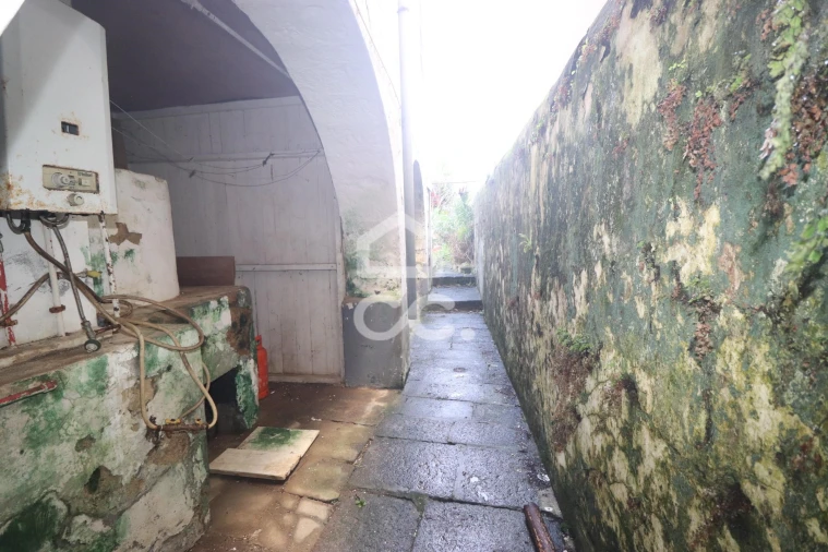 Moradia T3 para Venda em Ponta Delgada (São José) Foto 20