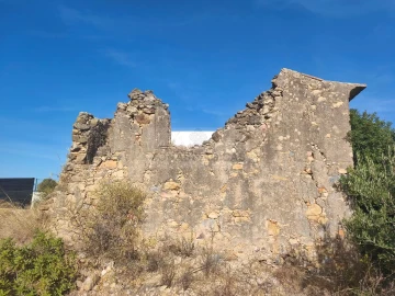 Terreno para Venda em Quelfes
