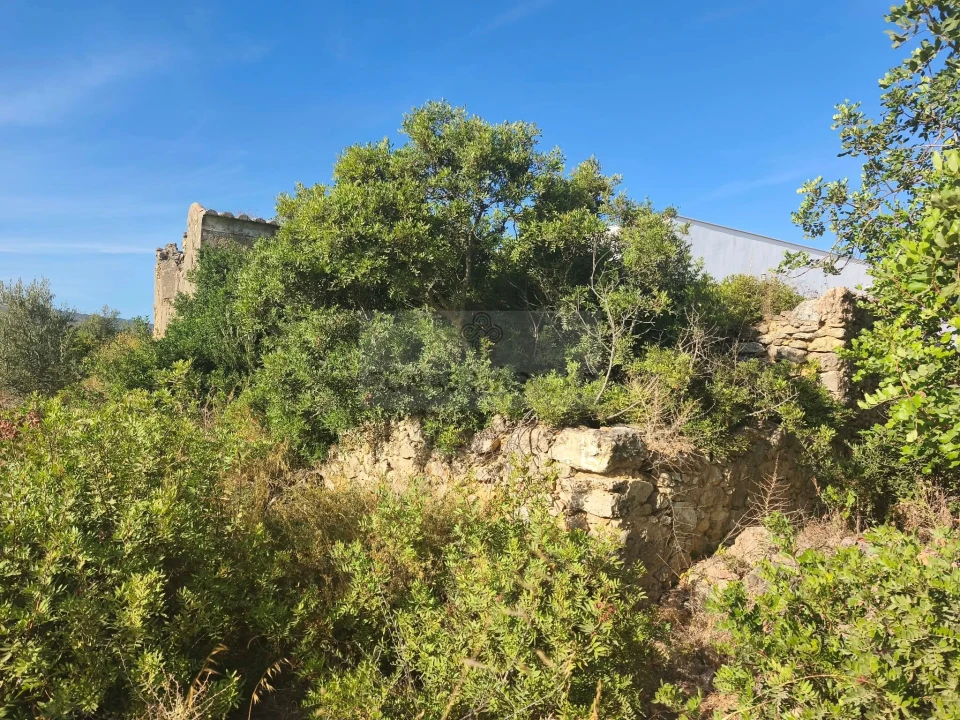 Terreno para Venda em Quelfes Foto 10
