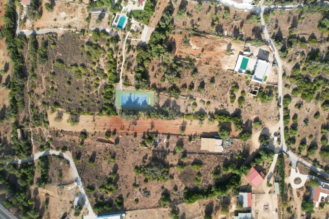Terreno para Venda em Quelfes Foto 19