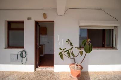 Apartamento T1 para Venda em Lagos (São Sebastião e Santa Maria)
