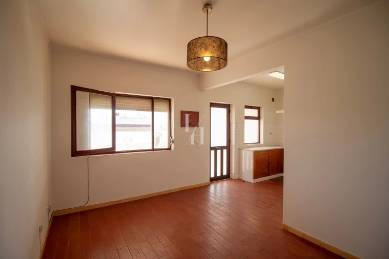 Apartamento T1 para Venda em Lagos (São Sebastião e Santa Maria) Foto 5