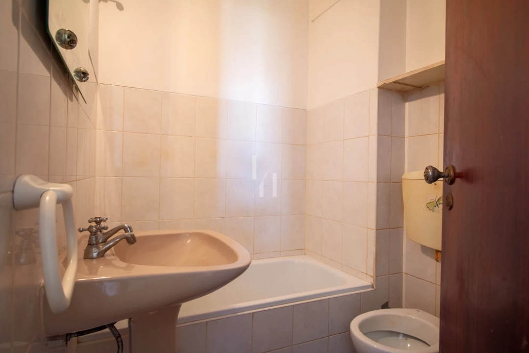 Apartamento T1 para Venda em Lagos (São Sebastião e Santa Maria) Foto 10