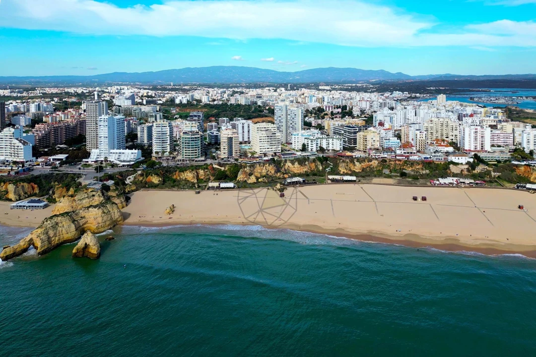 Apartamento T2 para Venda em Portimão Foto 36