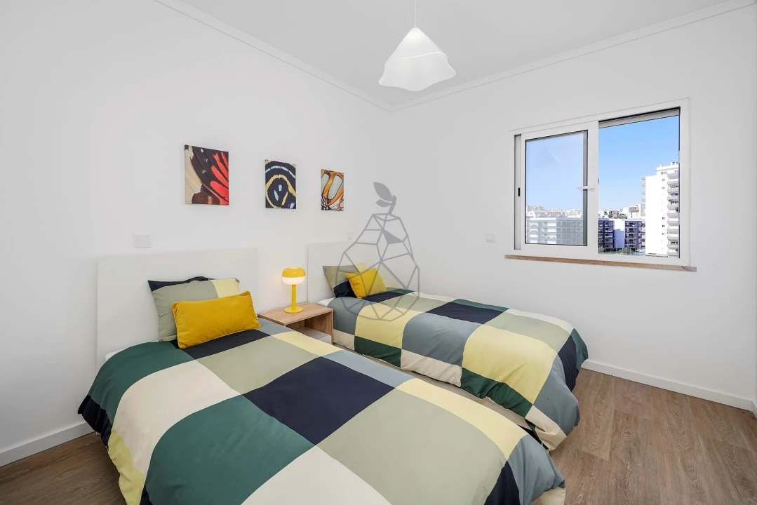 Apartamento T2 para Venda em Portimão Foto 12
