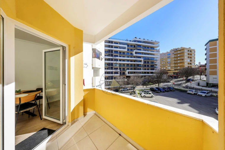 Apartamento T2 para Venda em Portimão Foto 24