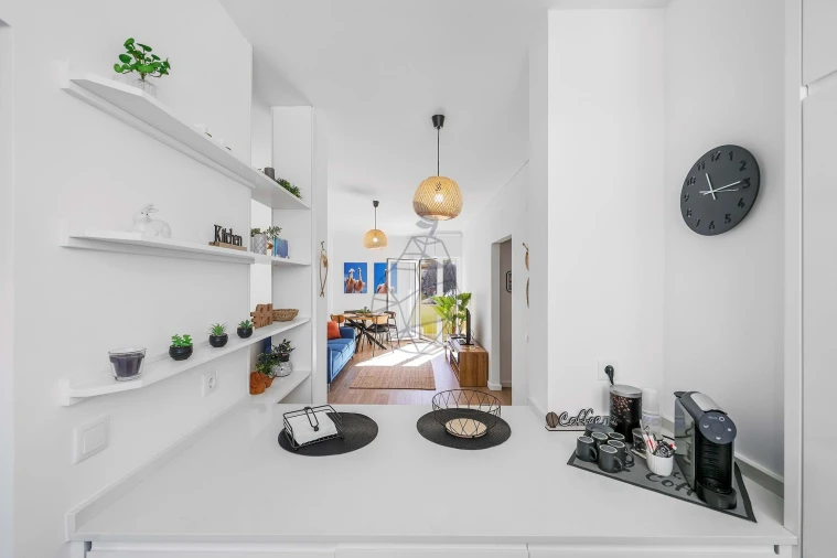 Apartamento T2 para Venda em Portimão Foto 9