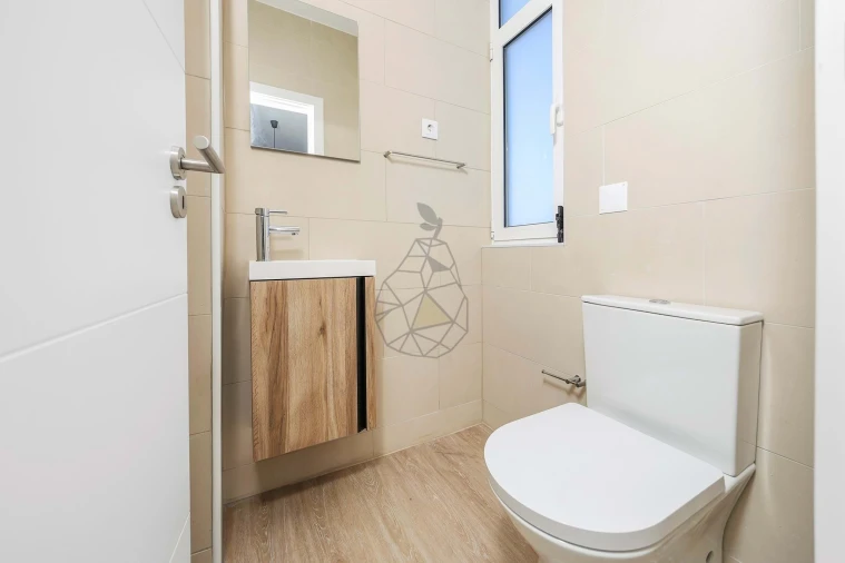 Apartamento T2 para Venda em Portimão Foto 6