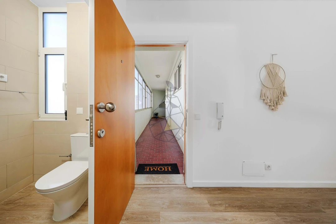 Apartamento T2 para Venda em Portimão Foto 30