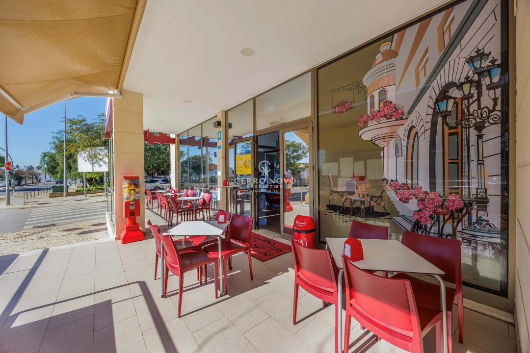 Negócio para Venda em Ferreiras Foto 11