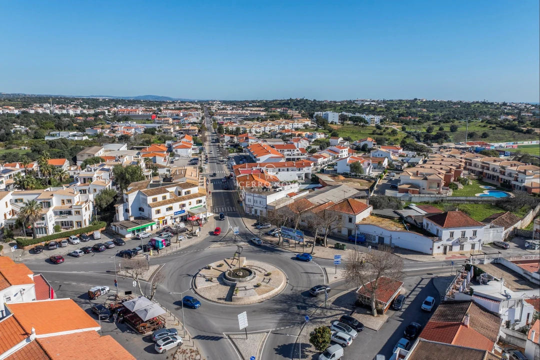 Negócio para Venda em Ferreiras Foto 7