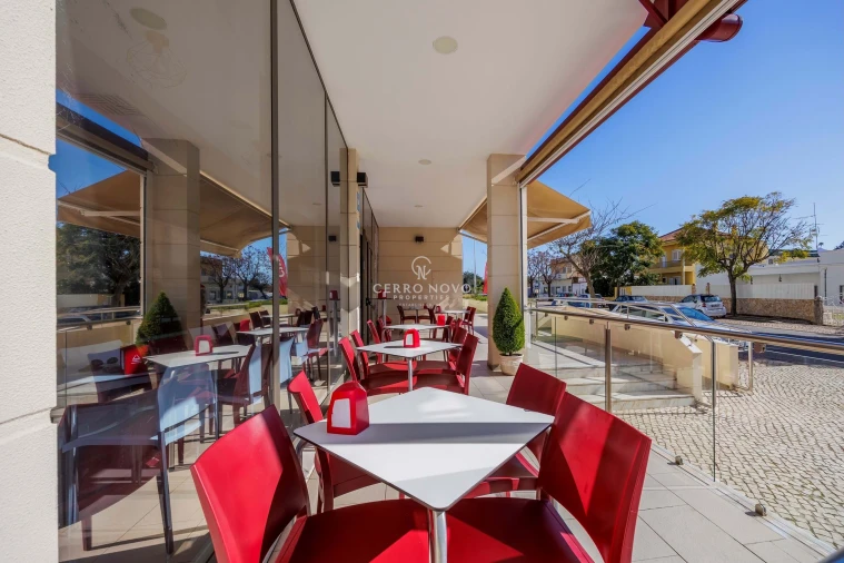 Negócio para Venda em Ferreiras Foto 17