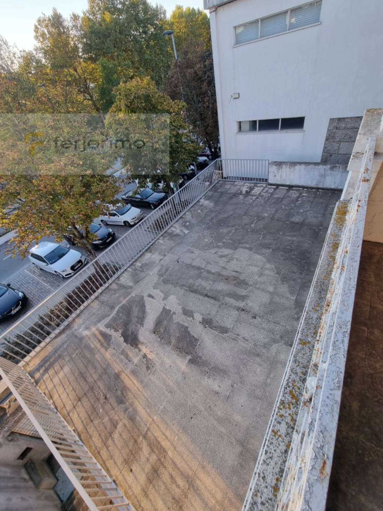 Prédio para Arrendamento em Oliveira, São Paio e São Sebastião Foto 15