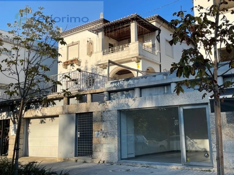 Prédio para Arrendamento em Oliveira, São Paio e São Sebastião Foto 2