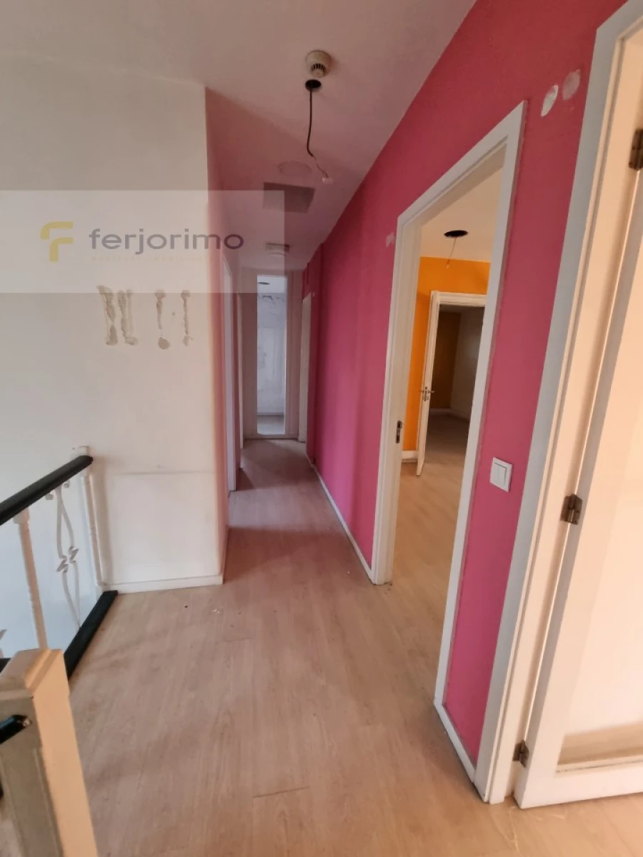 Prédio para Arrendamento em Oliveira, São Paio e São Sebastião Foto 21