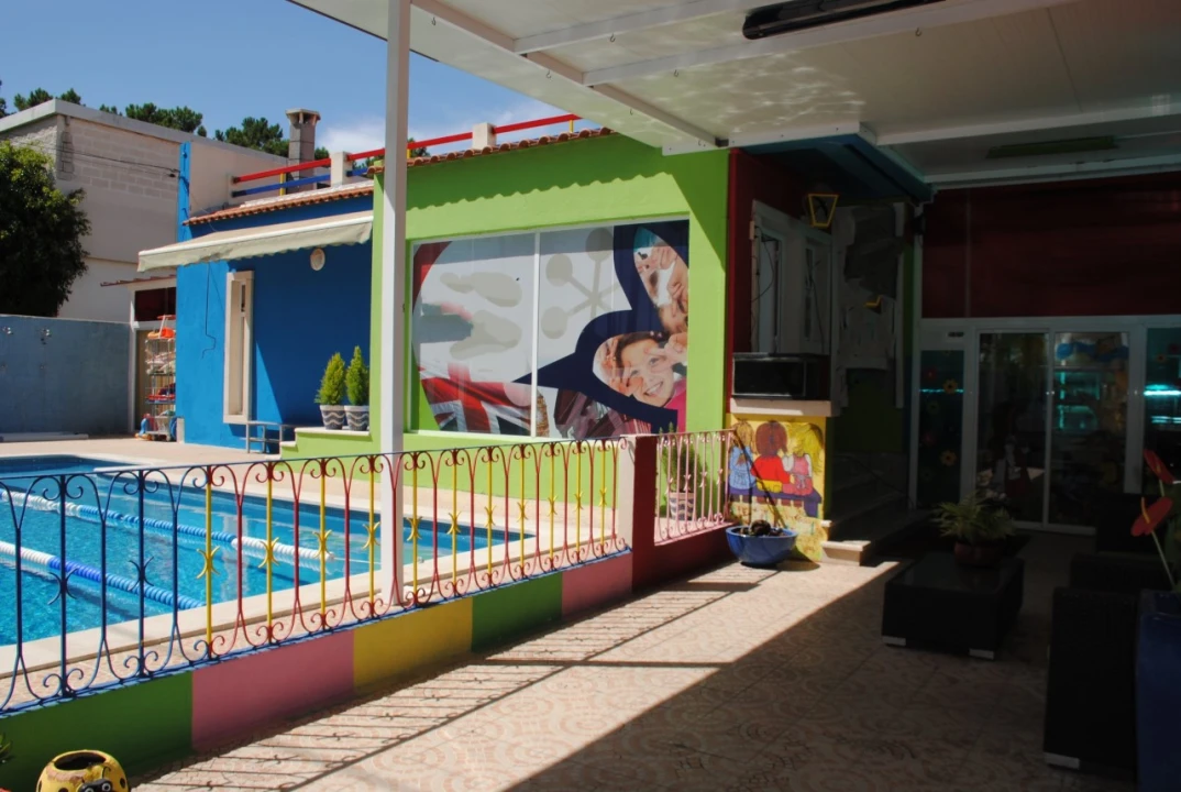 Negócio para Venda em Almada, Cova da Piedade, Pragal e Cacilhas Foto 2