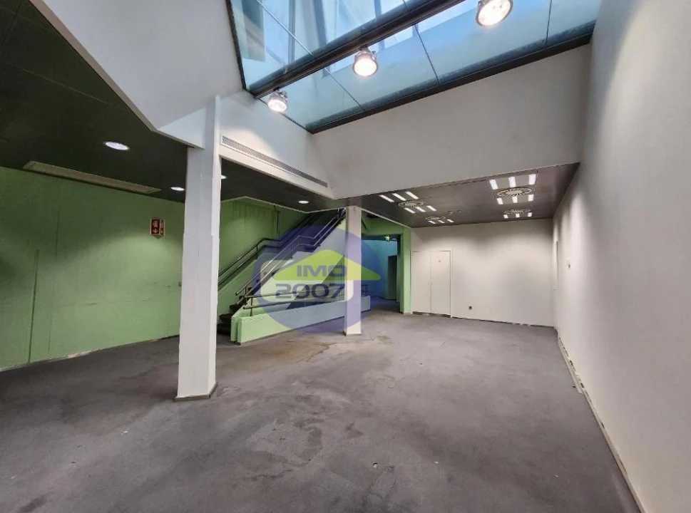 Prédio para Venda em Nossa Senhora da Conceição, São Pedro e São Dinis Foto 23