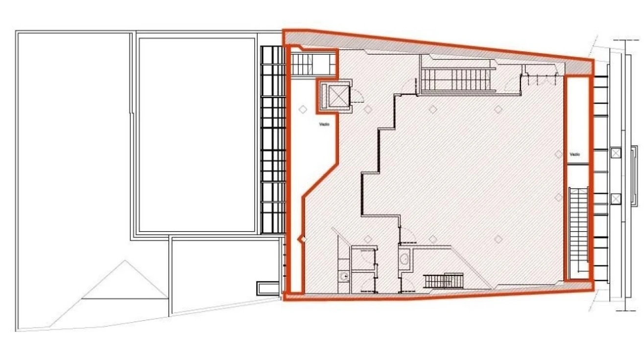 Prédio para Venda em Nossa Senhora da Conceição, São Pedro e São Dinis Foto 40