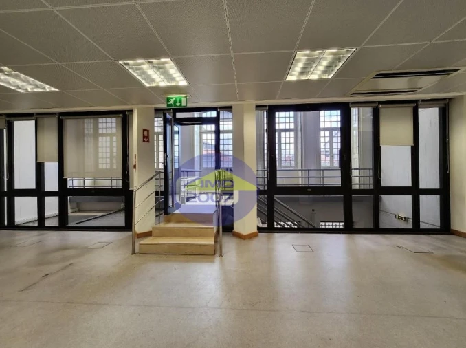 Prédio para Venda em Nossa Senhora da Conceição, São Pedro e São Dinis Foto 4