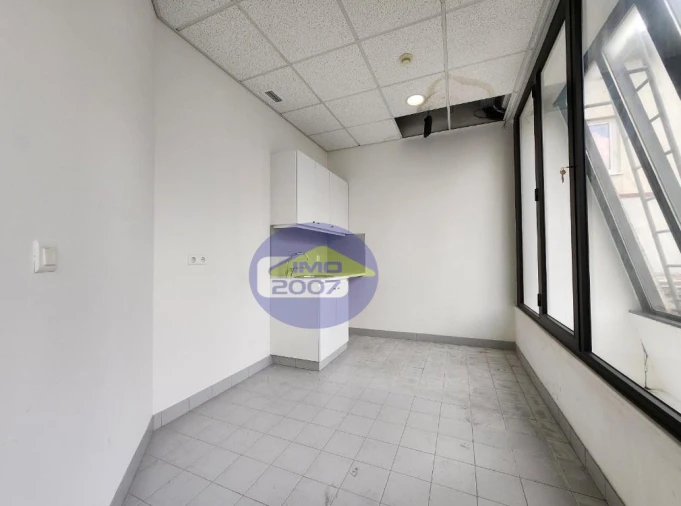 Prédio para Venda em Nossa Senhora da Conceição, São Pedro e São Dinis Foto 35