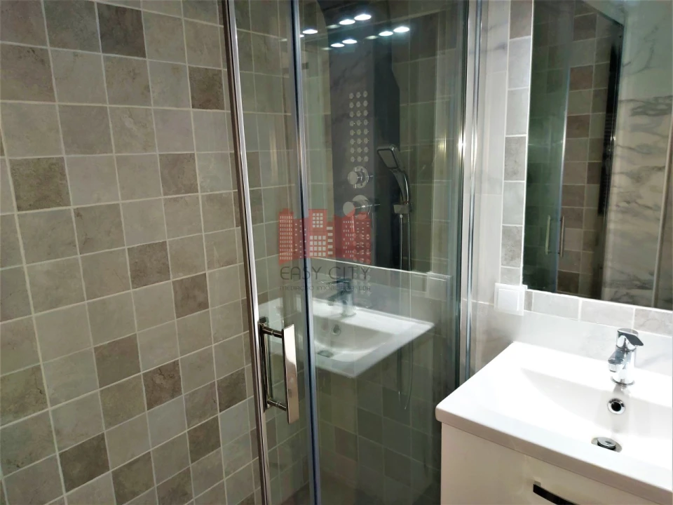 Apartamento T1 para Venda em Arroios Foto 30