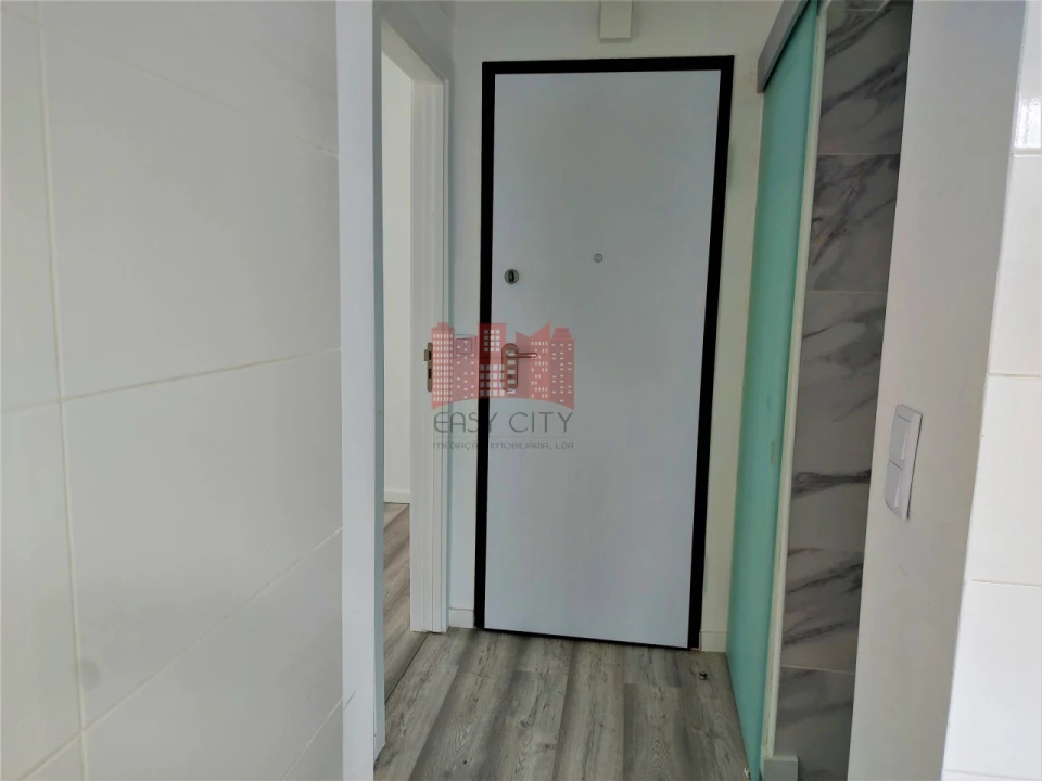 Apartamento T1 para Venda em Arroios Foto 8