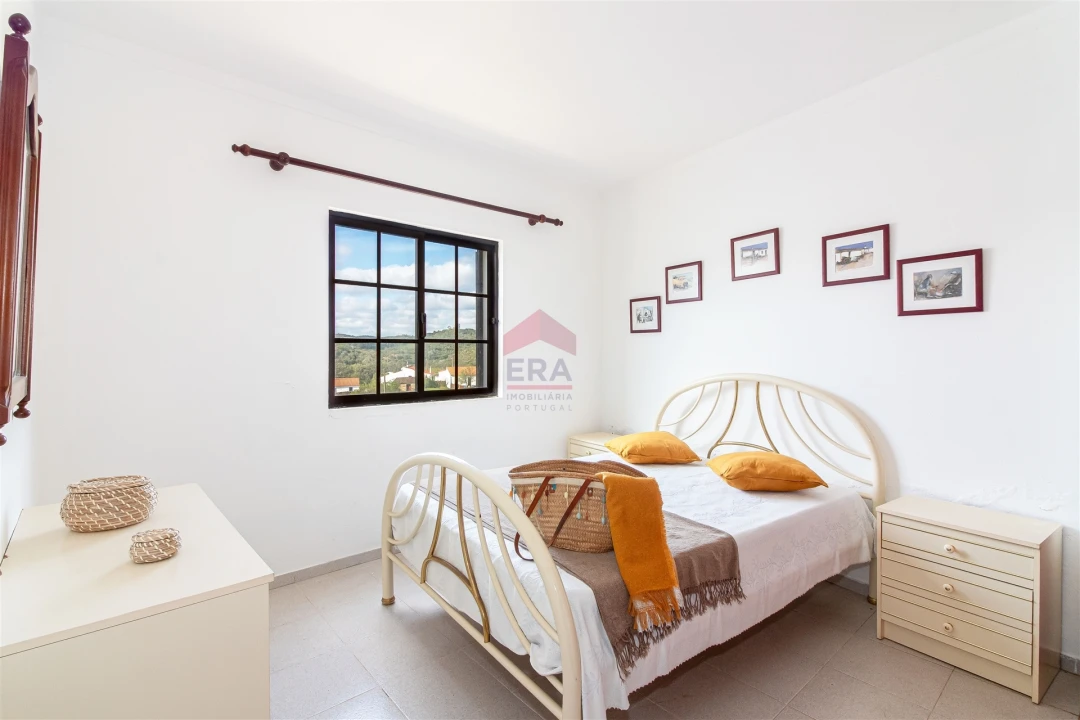 Moradia T1 para Venda em Vaqueiros Foto 2