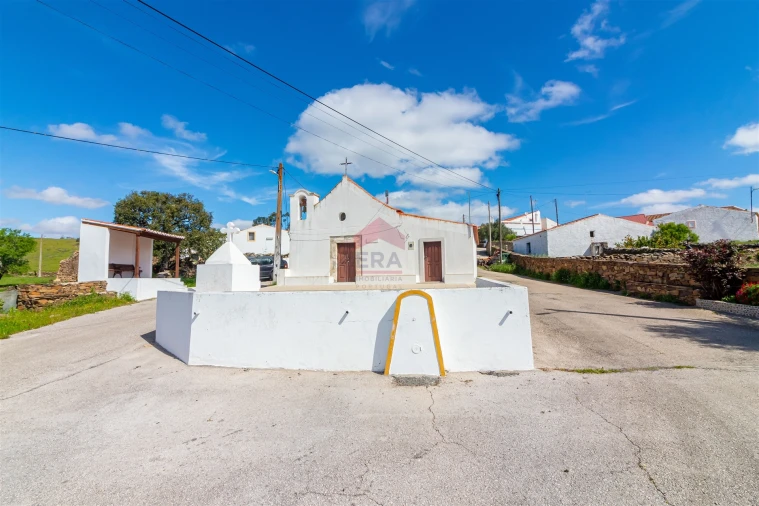 Moradia T1 para Venda em Vaqueiros Foto 13