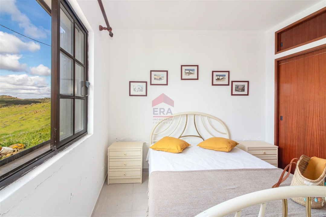 Moradia T1 para Venda em Vaqueiros Foto 7