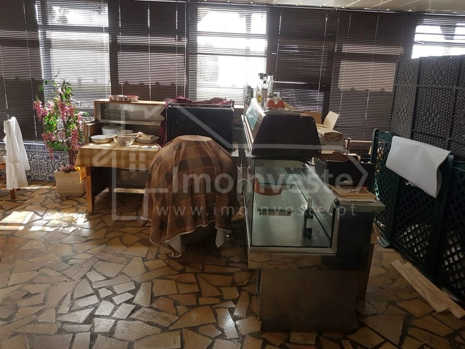 Negócio para Venda em Escalos de Cima e Lousa Foto 128