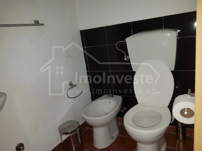 Negócio para Venda em Escalos de Cima e Lousa Foto 37