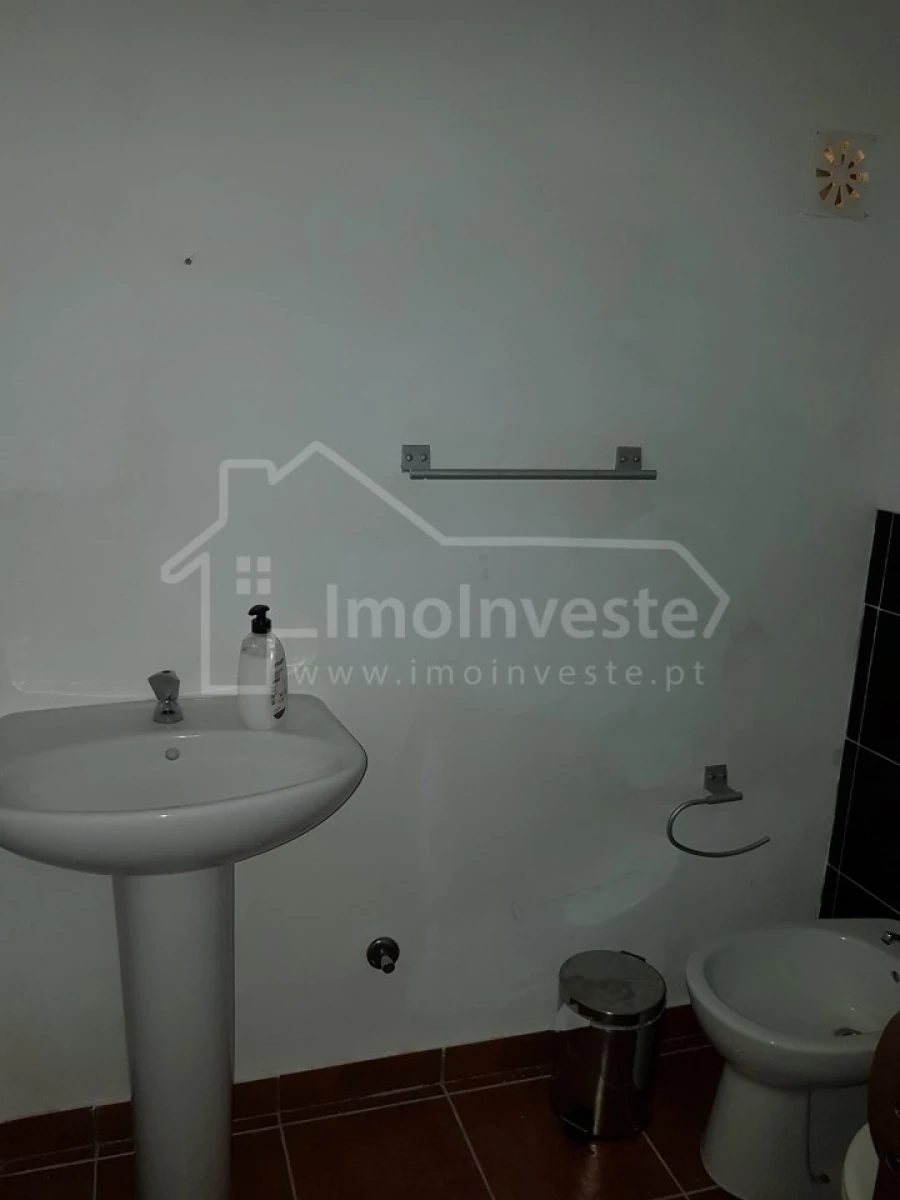 Negócio para Venda em Escalos de Cima e Lousa Foto 106