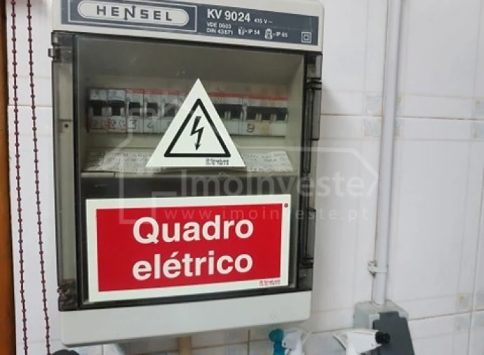 Negócio para Venda em Escalos de Cima e Lousa Foto 133