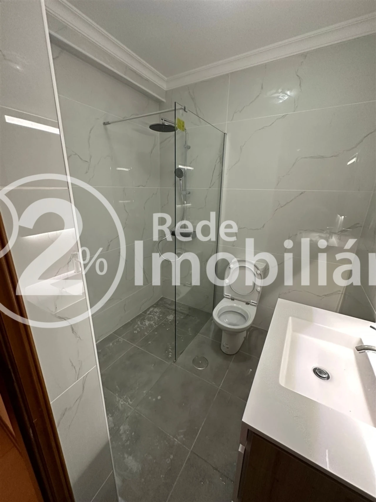 Apartamento T2 para Venda em Eixo e Eirol Foto 10