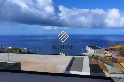 Moradia T3 para Venda em Calheta