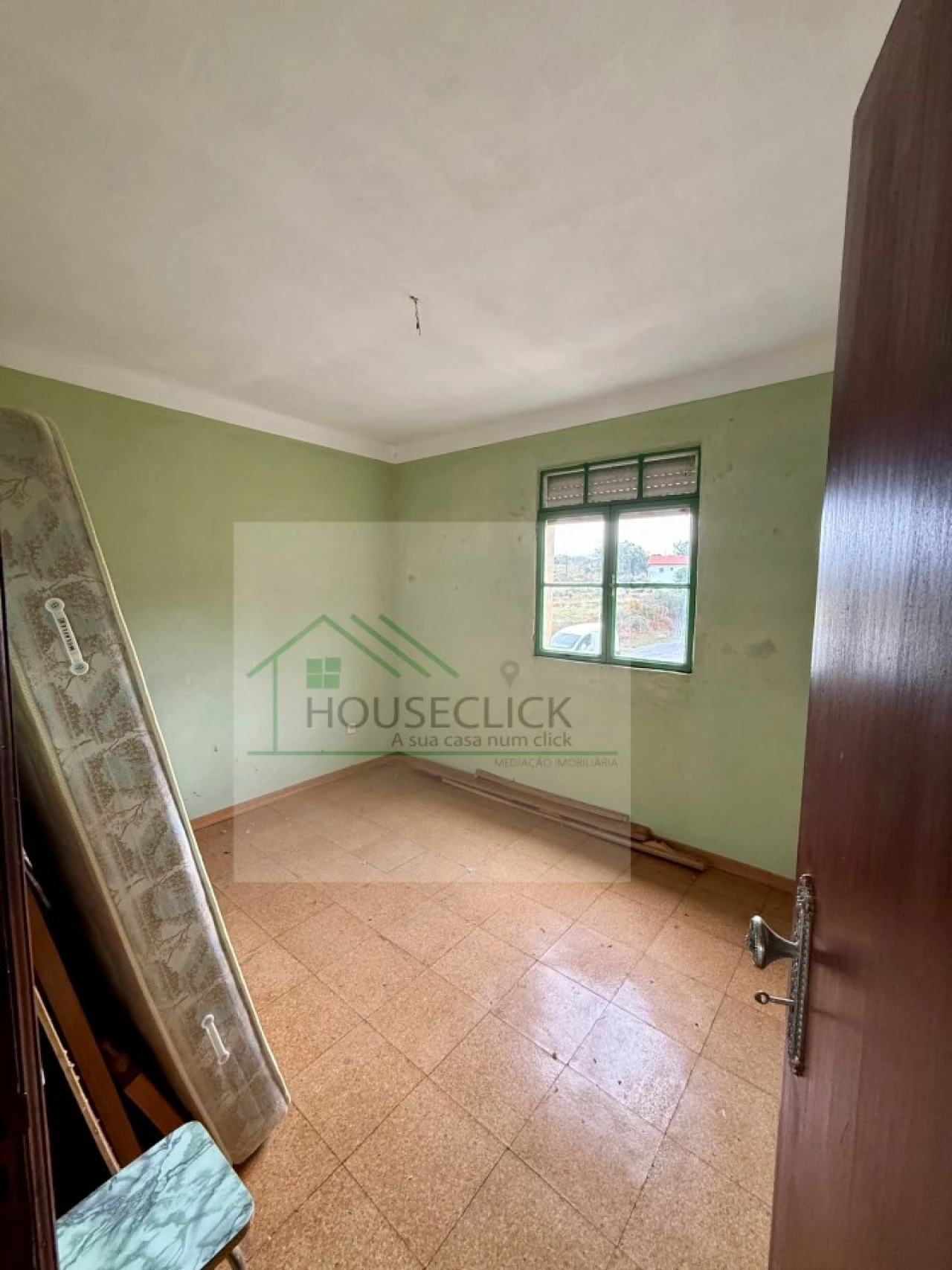 Moradia T4 para Venda em Caria Foto 9