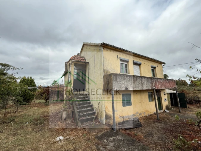 Moradia T4 para Venda em Caria Foto 1