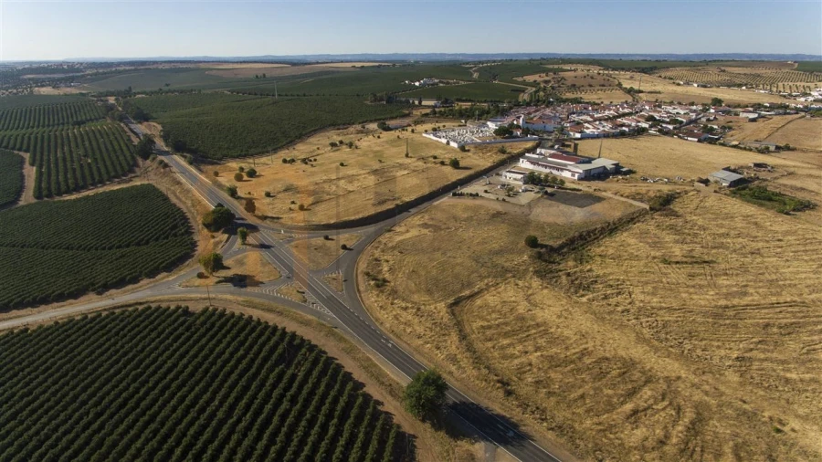 Negócio para Venda em Baleizão Foto 21