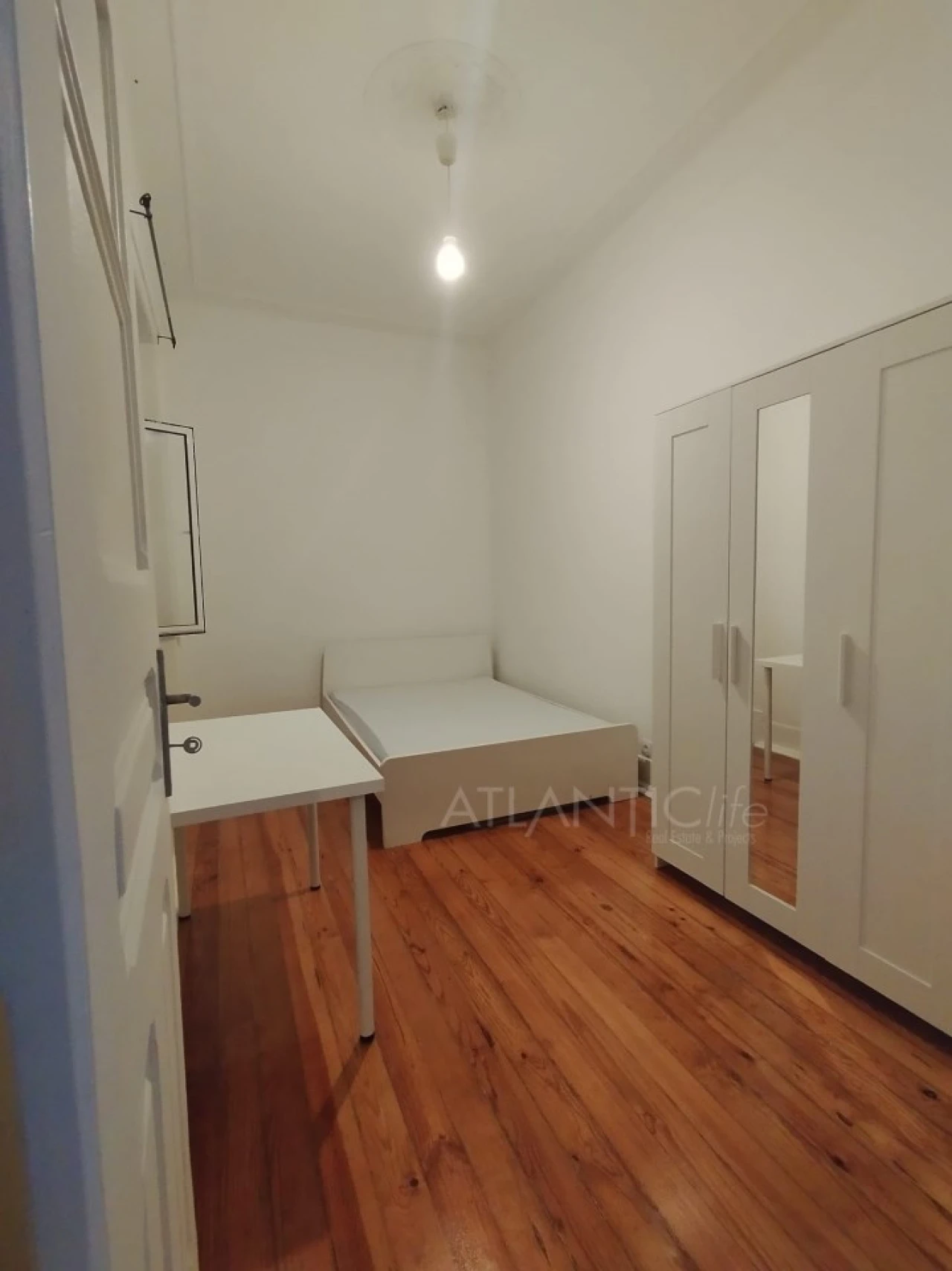 Quarto para Arrendamento em Santo António Foto 1