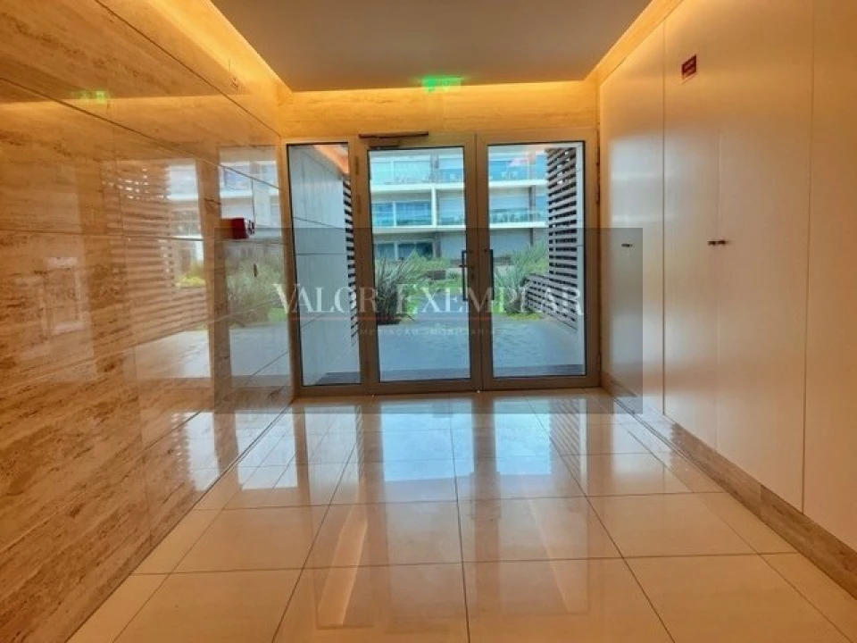 Apartamento T2 para Venda em Alcochete Foto 6