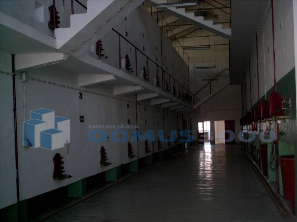 Negócio para Venda em Medrões Foto 6