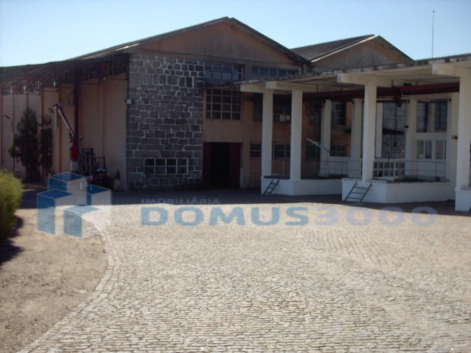 Negócio para Venda em Medrões Foto 5