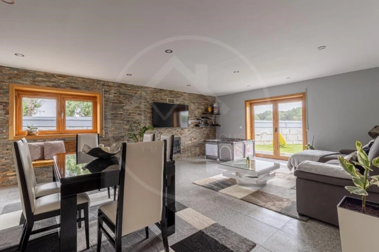 Moradia T4 para Venda em Bornes de Aguiar Foto 15